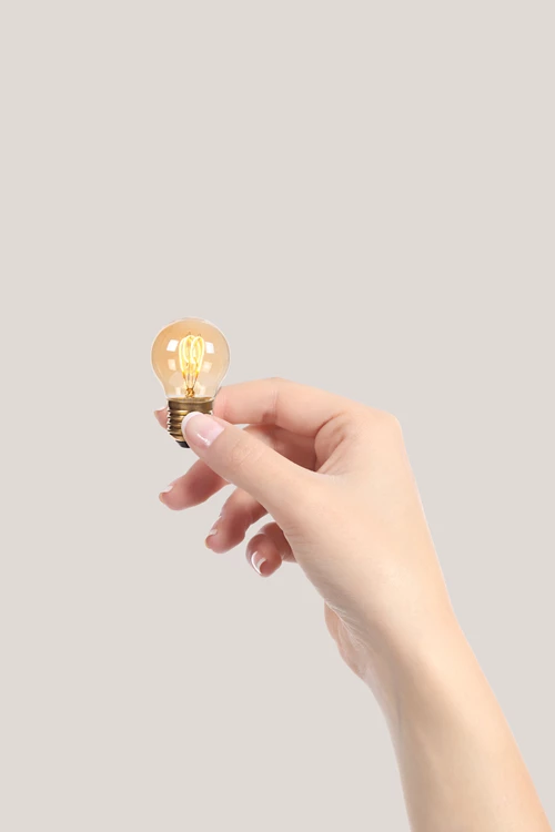 Lucide G45 - Ampoule filament - Ø 4,5 cm - E27 - 1x3W 2200K - Ambre - ambiance 1